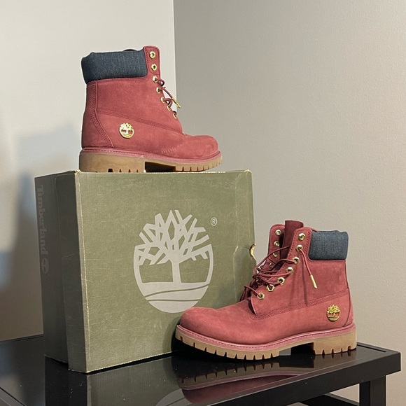 NWB - EXCLUSIVE RELEASE - Decade Old - Burgundy Timberlands 6" Boots w/ Denim - Picture 3 of 12